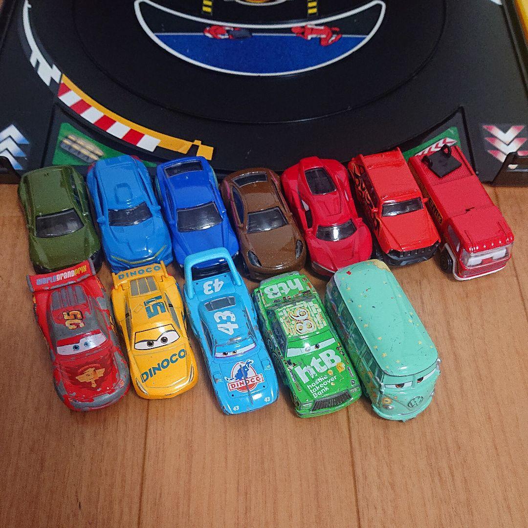 カーズ トミカ ミニカー 廃盤 にぎやかサウンドタウン
