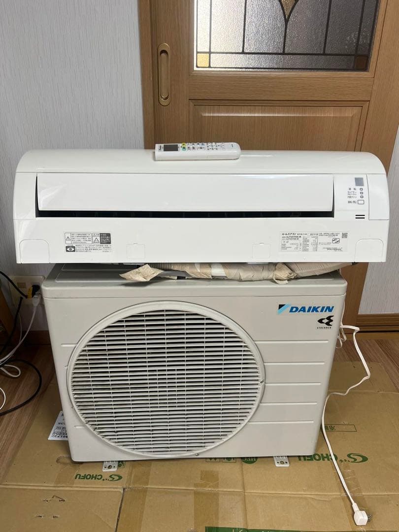 DAIKIN エアコン本体 ホワイト リモコン付き