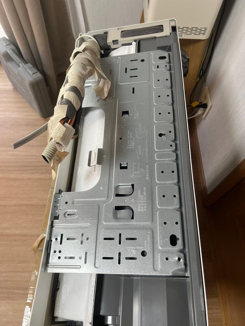 DAIKIN エアコン本体 ホワイト リモコン付き