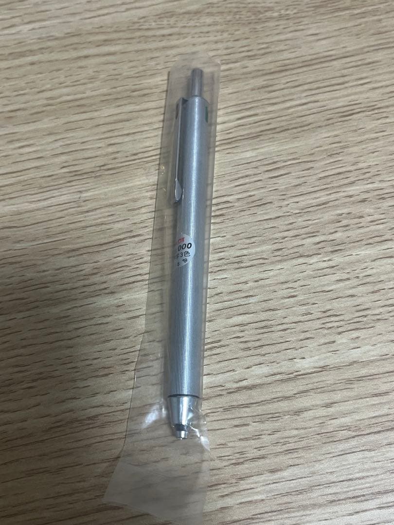 新品未使用　PILOT ストライプ 3色ボールペン 廃盤 3本セット