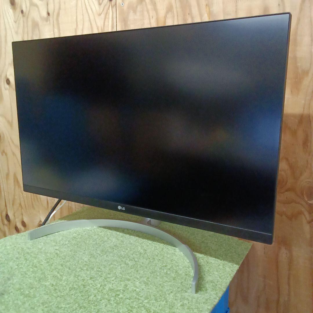 27インチ4K液晶モニターLG UK850-W HDR10 ㉒