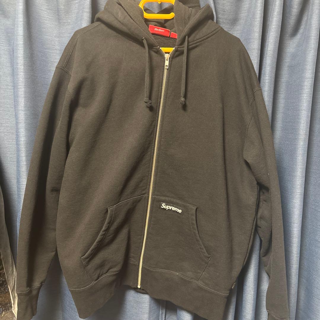 Supreme 黒 ジップアップパーカー