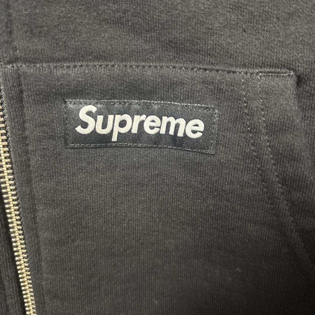 Supreme 黒 ジップアップパーカー