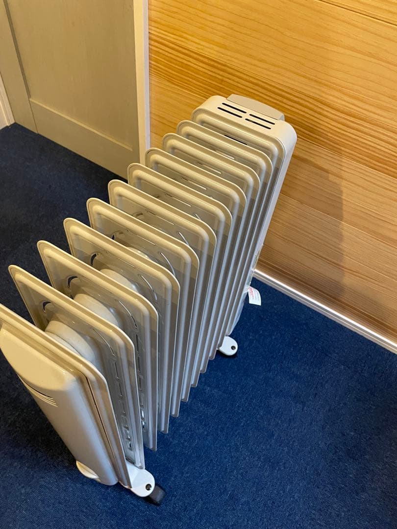 【説明書付】デロンギ オイルヒーター H051115EC 1500W 暖房