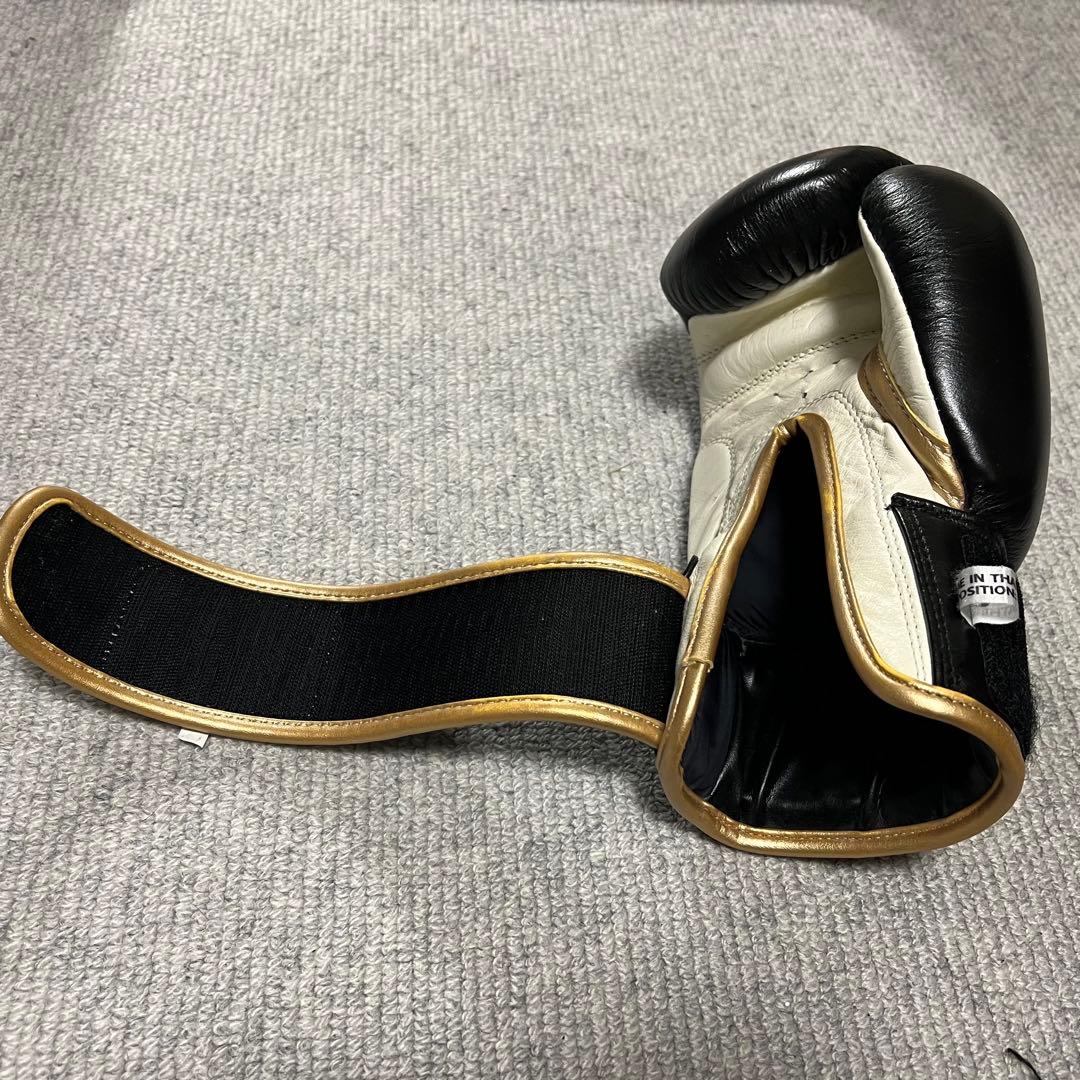 ISAMI BOXER ボクシンググローブ 8oz 黒