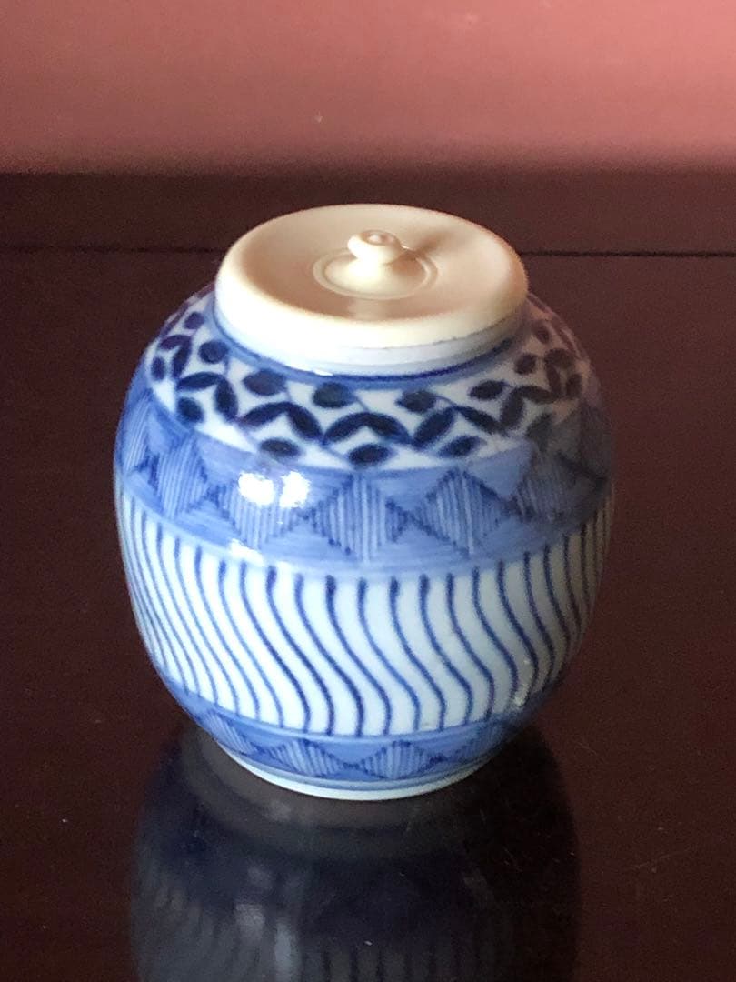 最終価格　唐物で瀟洒な染付幾何学文茶入桐箱入