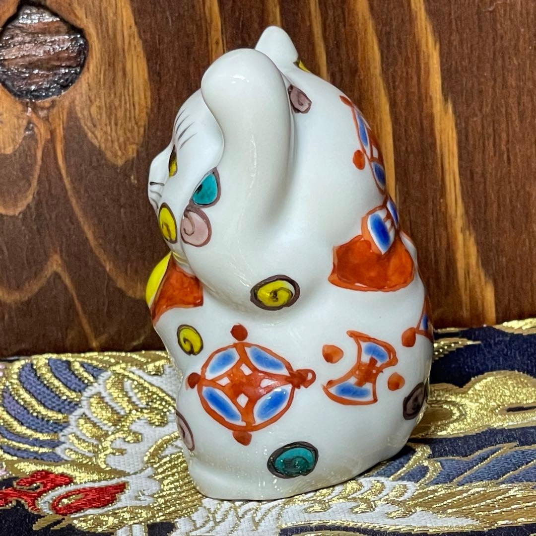 まみ◆【願いが叶う】【幸運 開運 招福】【九谷焼】招き猫 左手 縁起尽くし