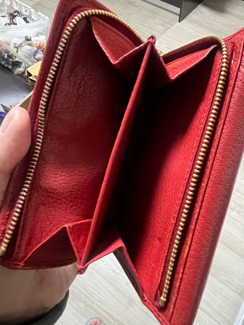 【値下げ交渉可】 MIU MIU レッド 三つ折り財布