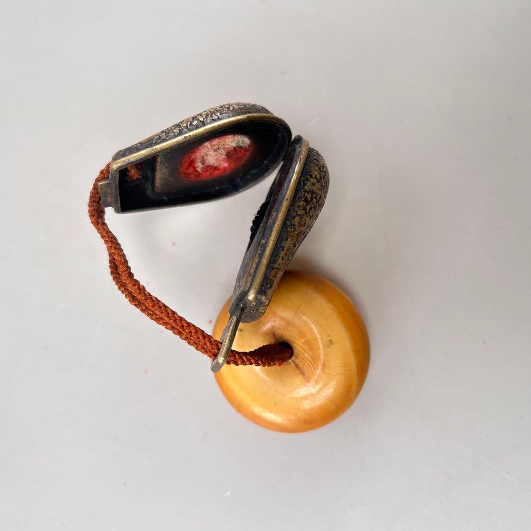 印籠 木製 金属製 銀色彫刻