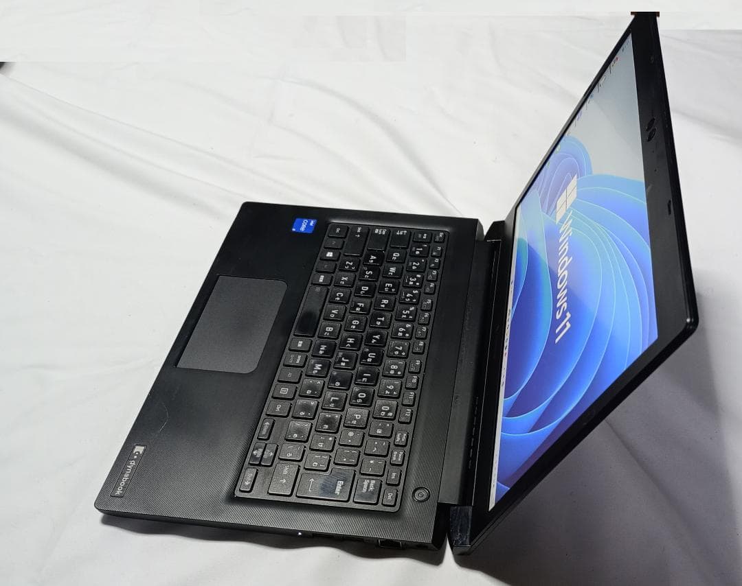 Dynabook 第11世代 i5/16G/512G 軽量、爆速、オフィス