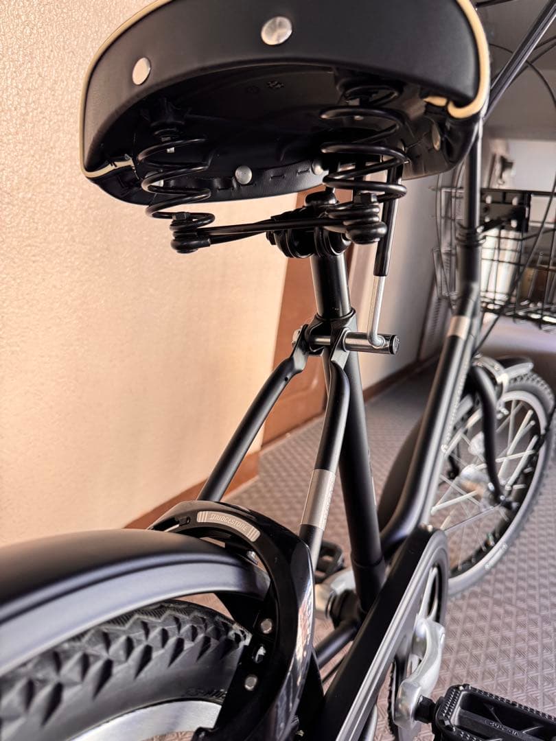 【直接引き取りのみ】ブリヂストン VEGAS 20インチ T.Xクロツヤケシ