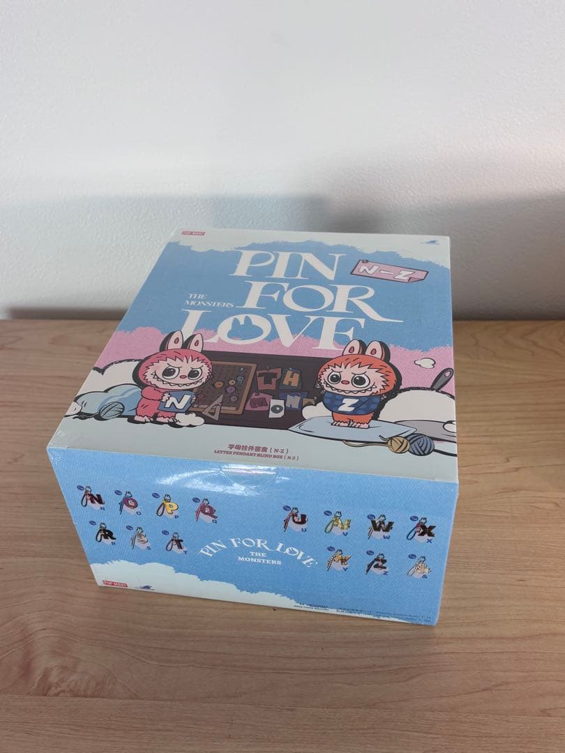 【新品未開封】ラブブ アルファベットペンダント2種セット