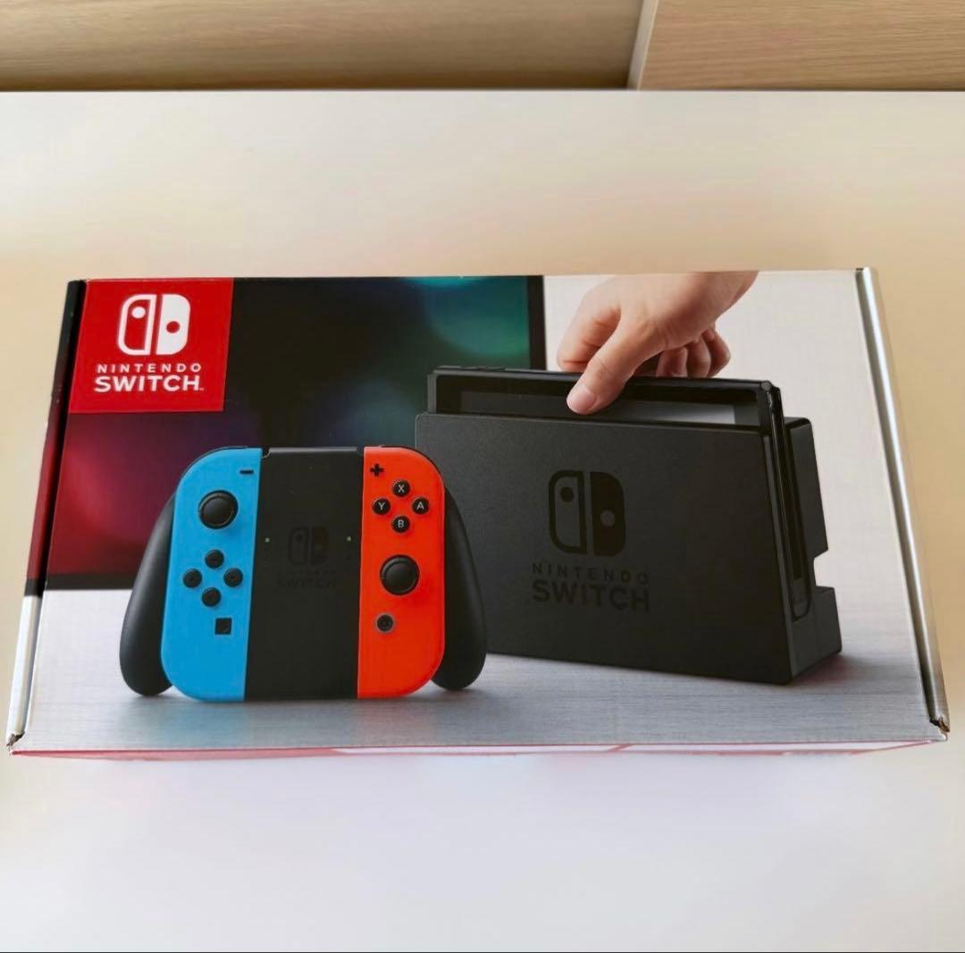 Nintendo Switch本体　純正ケース付き