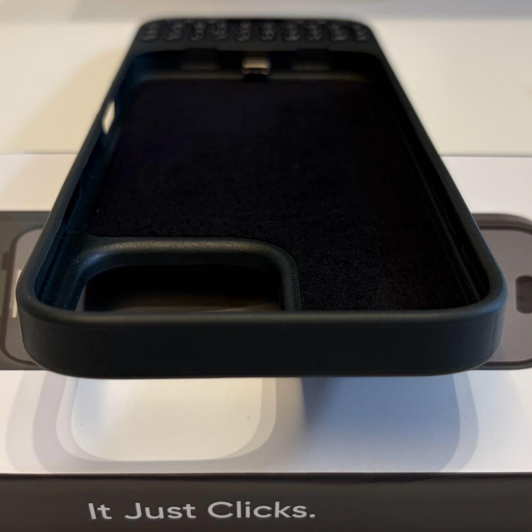 Clicks Keyboard iPhone 16 Pro Max用ケース