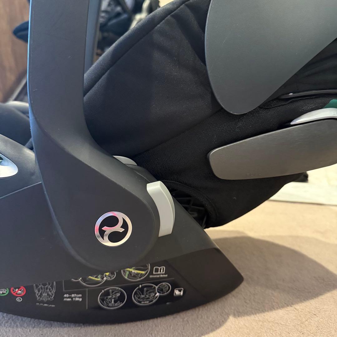 サイベックスクラウドZ2 i-SIZE＋ベースT メリオシリーズ　アダプターつき