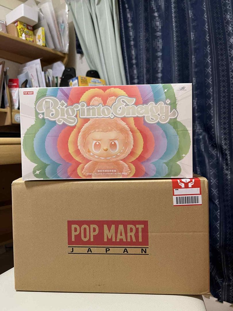 【新品未開封】POP MART Big into Energy ぬいぐるみ