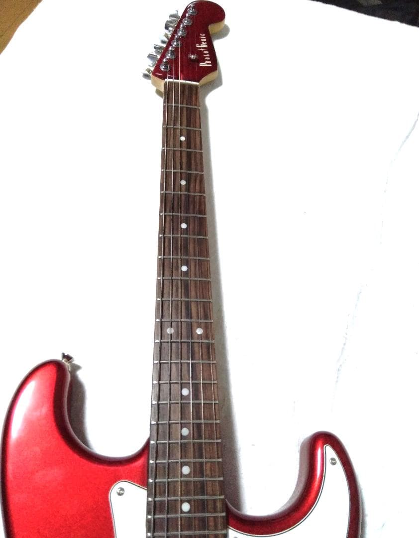 美品・疑似ハムPU化スイッチ搭載のフォトジェニック製ストラト改