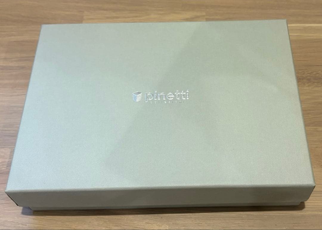 【新品】pinetti 写真　台紙　高級　革製アルバム　イタリア製