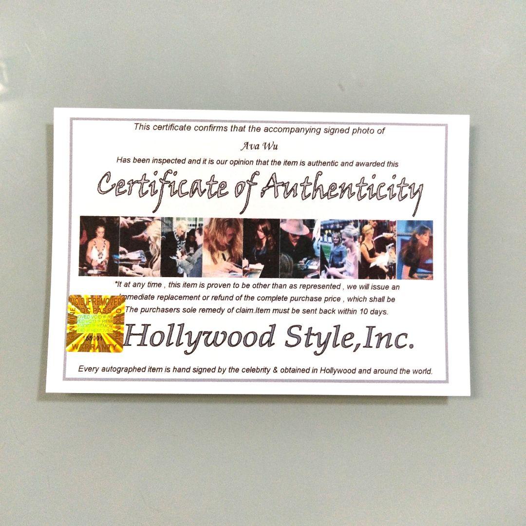 セール中…アヴァ・ウー直筆サイン2Lサイズ写真…