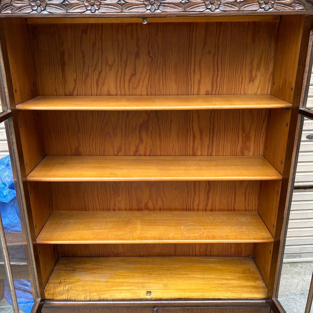 アンティーク　ヴィンテージ　家具　キャビネット　本棚　ブックケース　彫刻　木製