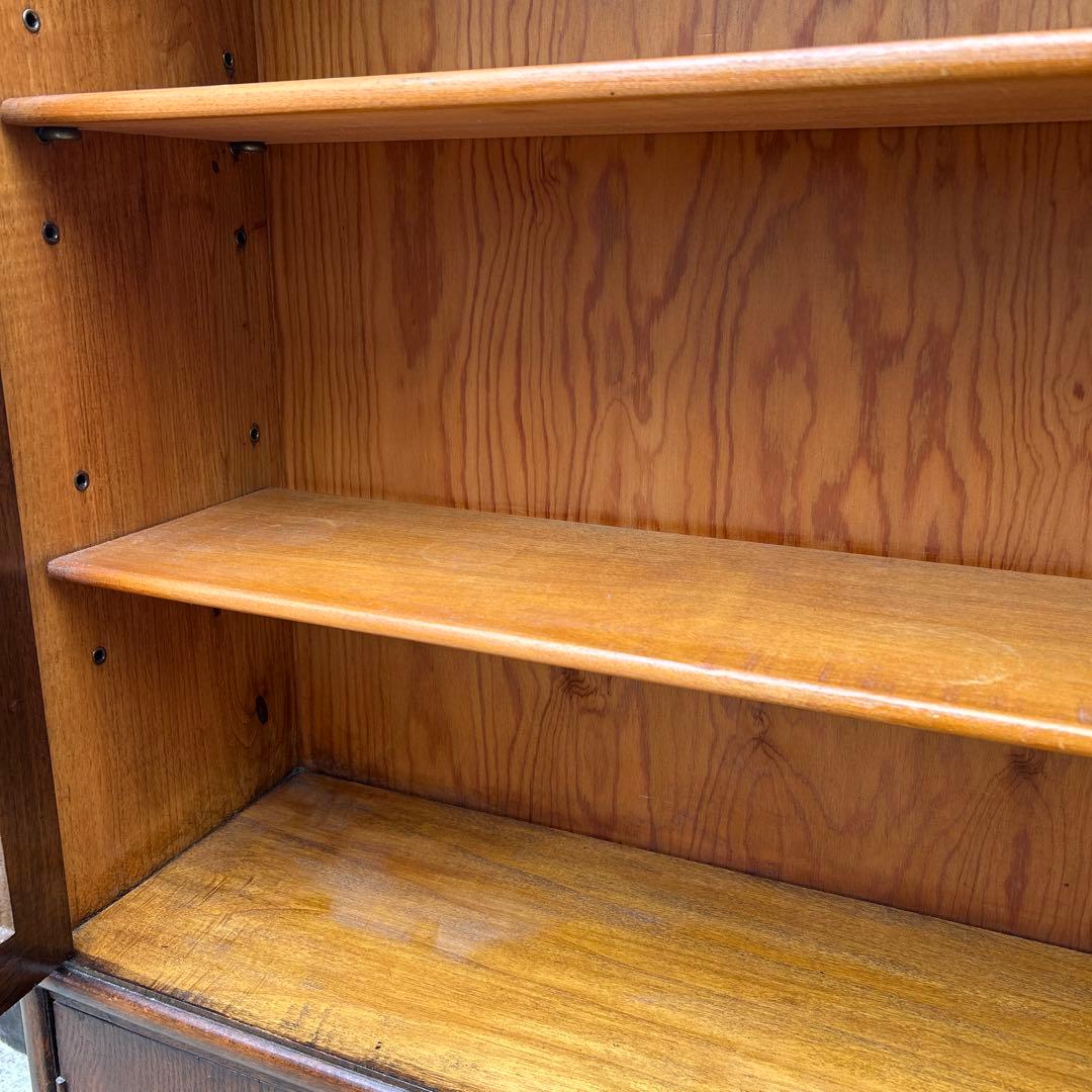 アンティーク　ヴィンテージ　家具　キャビネット　本棚　ブックケース　彫刻　木製