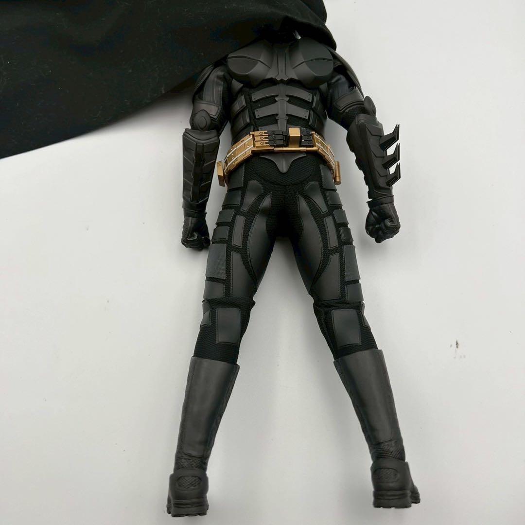ホットトイズ　1/6　フィギュア　バットマン　ダークナイト　ヘッドは格納庫版