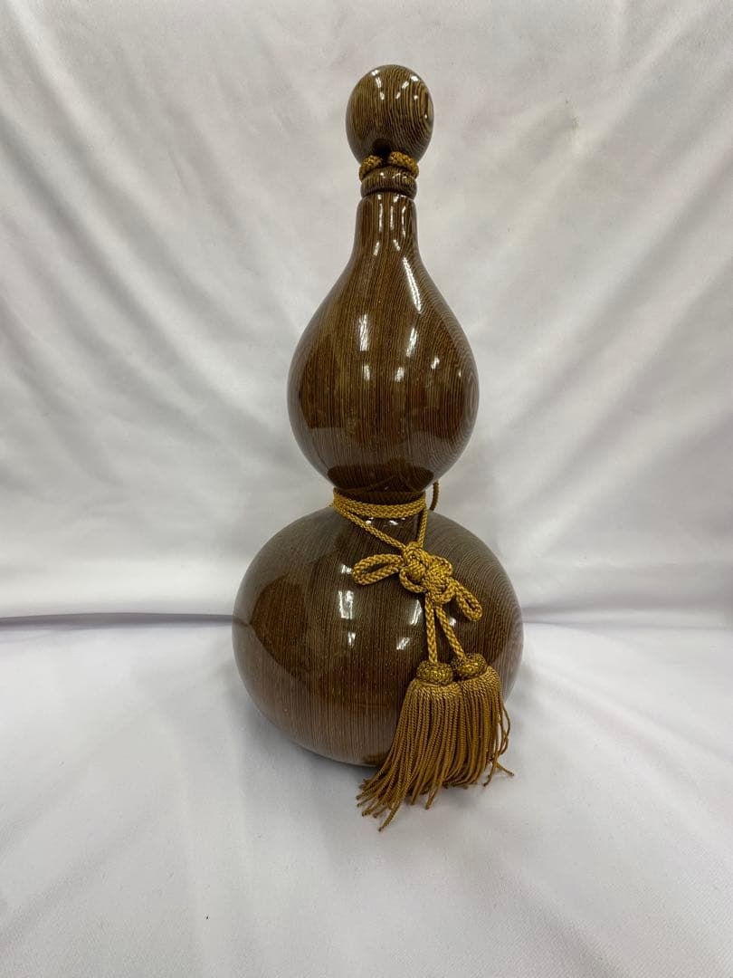 瓢箪型 飾り壺 オブジェ 木目調 房付き 縁起物 ひょうたん 置物 和風
