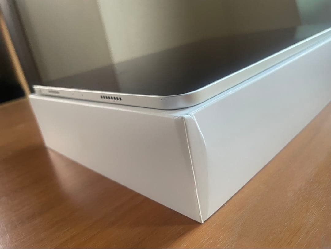 【美品】iPad Pro11inch第四世代 128GB m2搭載