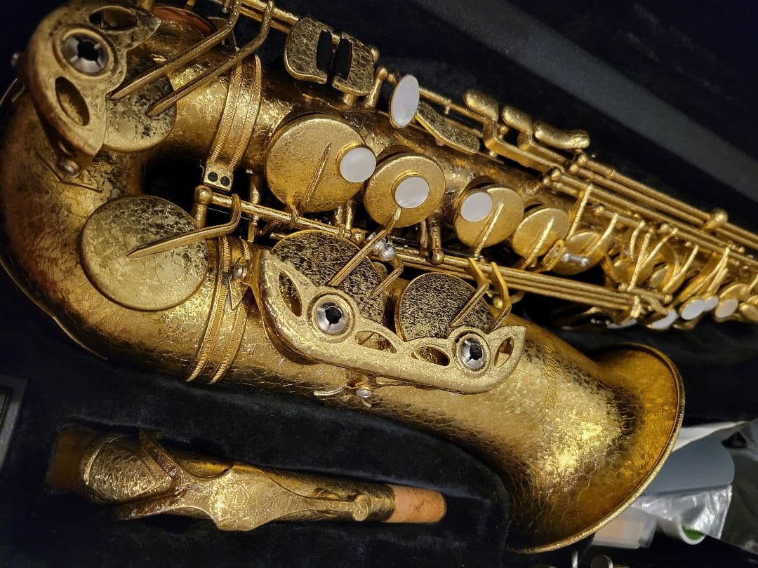 アンティグアAntigua パワーベルアルトサックス マウスピースとスタンド付き