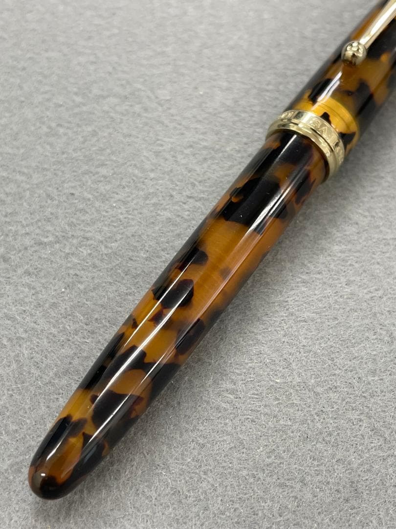 【廃盤品】SAILOR セーラーFOUNDED 1911 べっ甲柄 万年筆