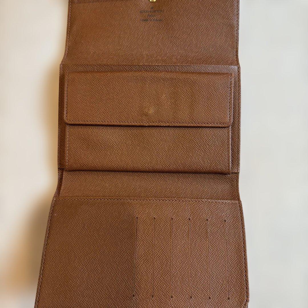 ルイ ヴィトン モノグラム ポルト トレゾール 長折財布