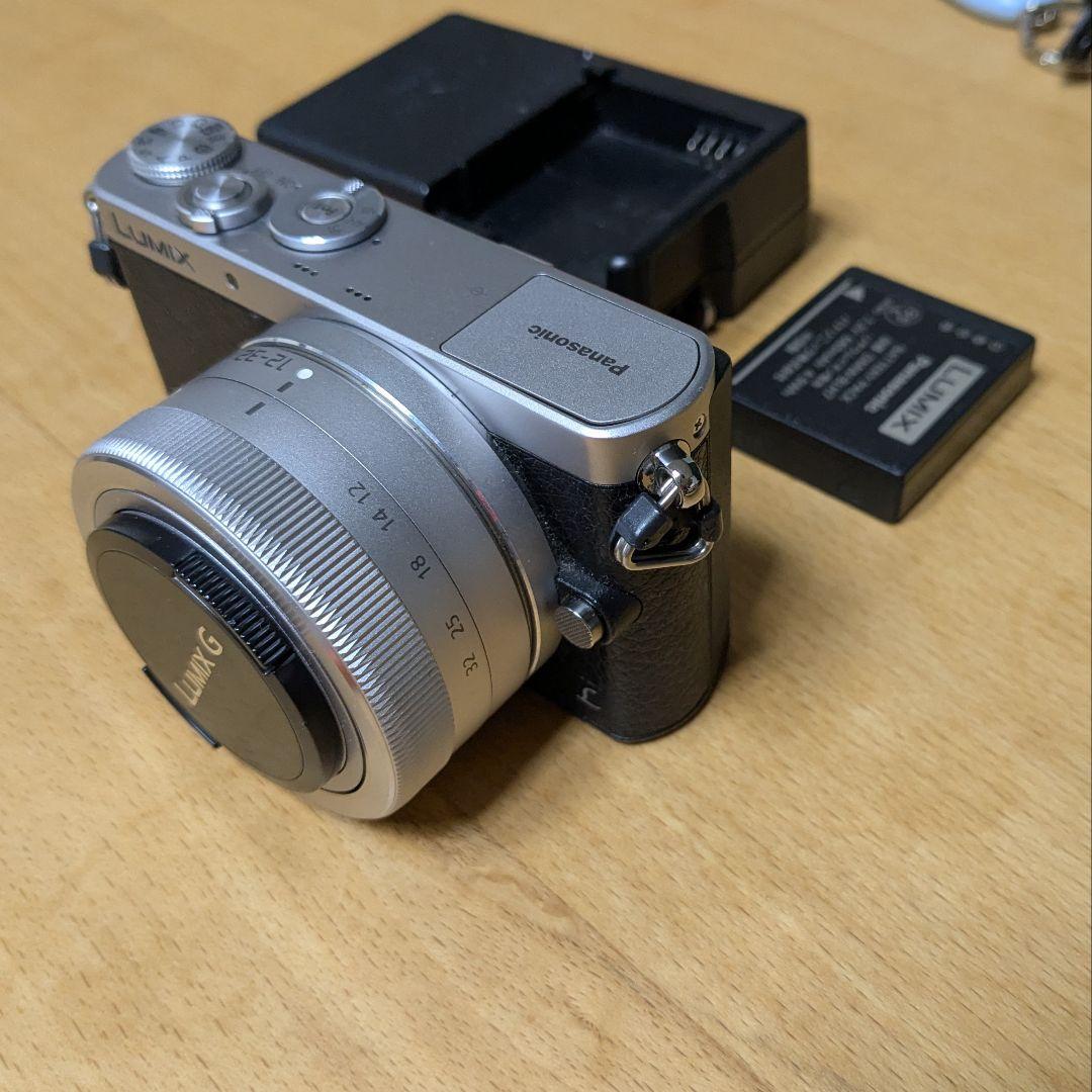 Panasonic LUMIX DMC-GM1K シルバー