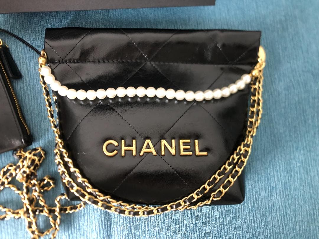 ショルダーバッグ　パール　ノベルティー　ハンドバッグ　ブラック　チェーン　超美品