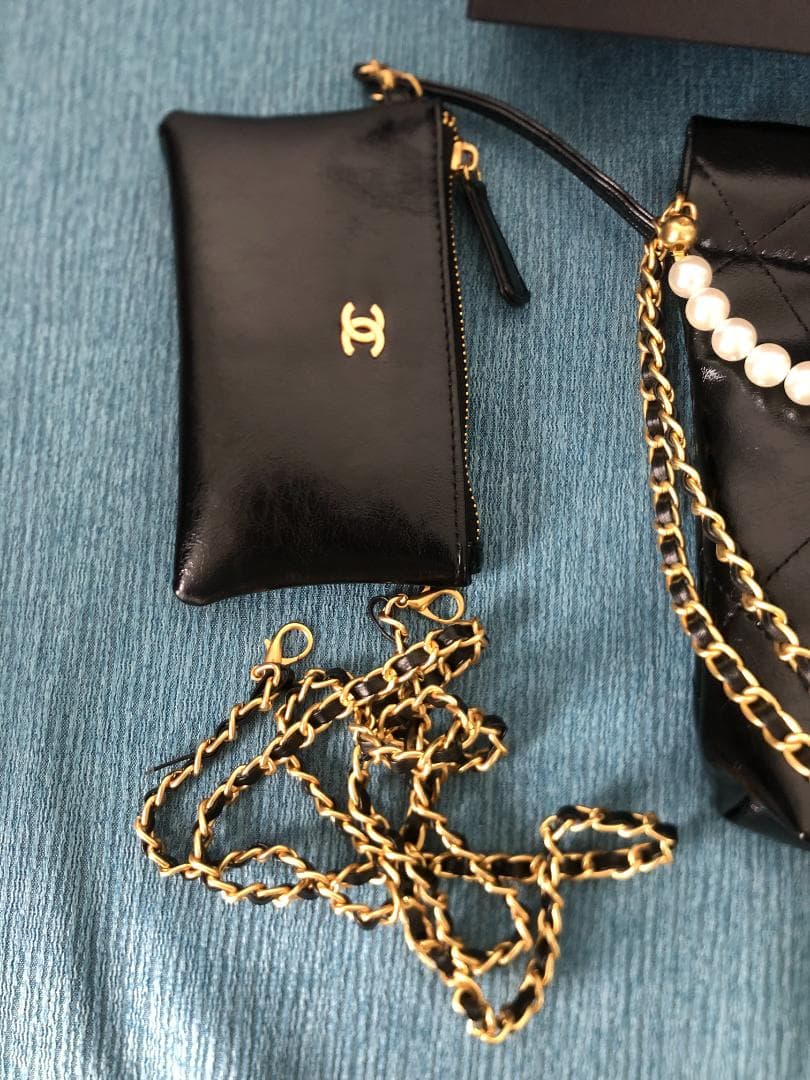 ショルダーバッグ　パール　ノベルティー　ハンドバッグ　ブラック　チェーン　超美品