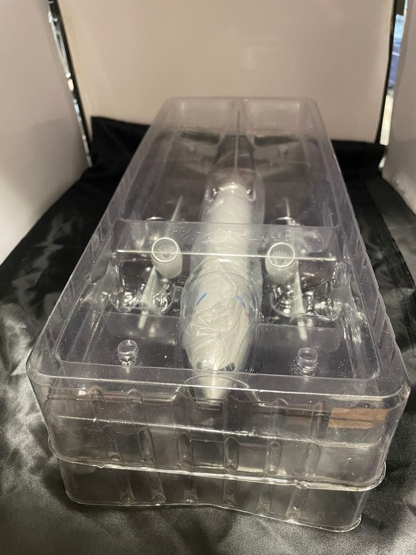 [美品]PACMIN B777-200ER アメリカン航空 台座付き 1/200