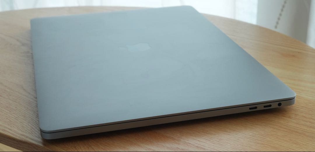 MacBookpro16インチ2019 i7/16GB/512GB