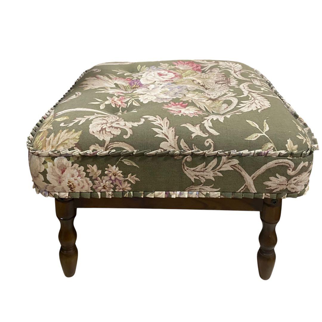 【現状品】カリモク コロニアル オットマン 花柄