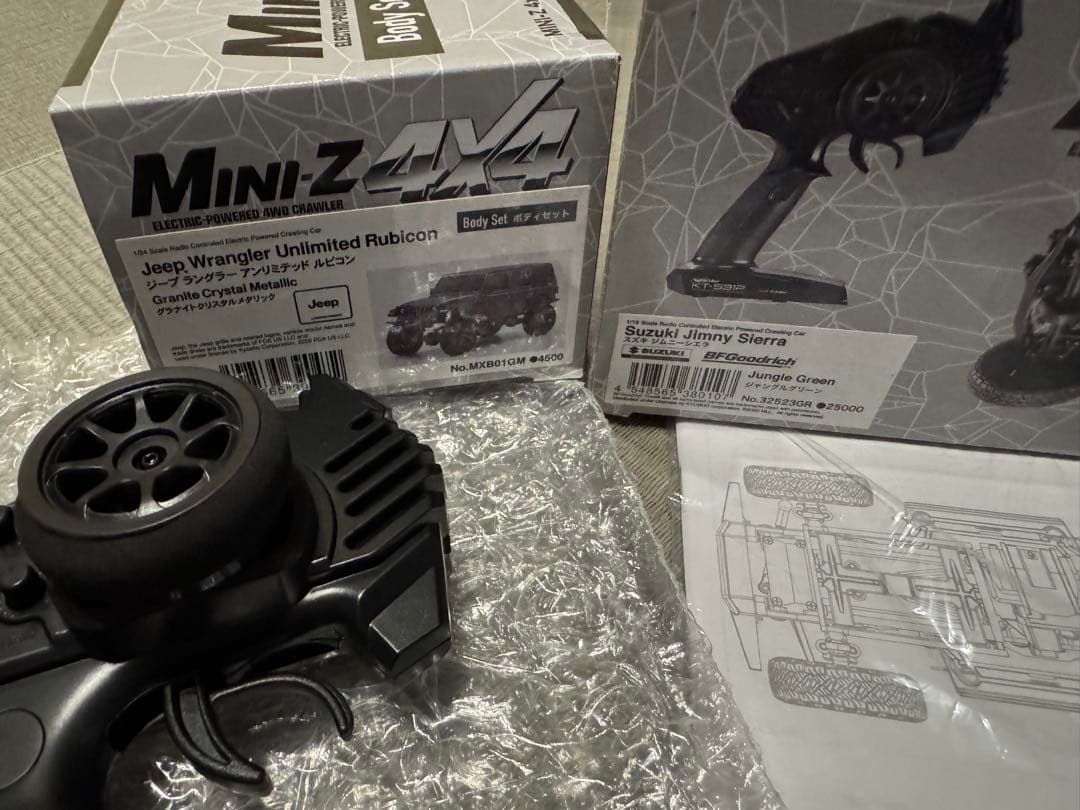 京商 ミニッツ4×4 jeep ラングラー ルビコン グリーン ボディ+2個付き