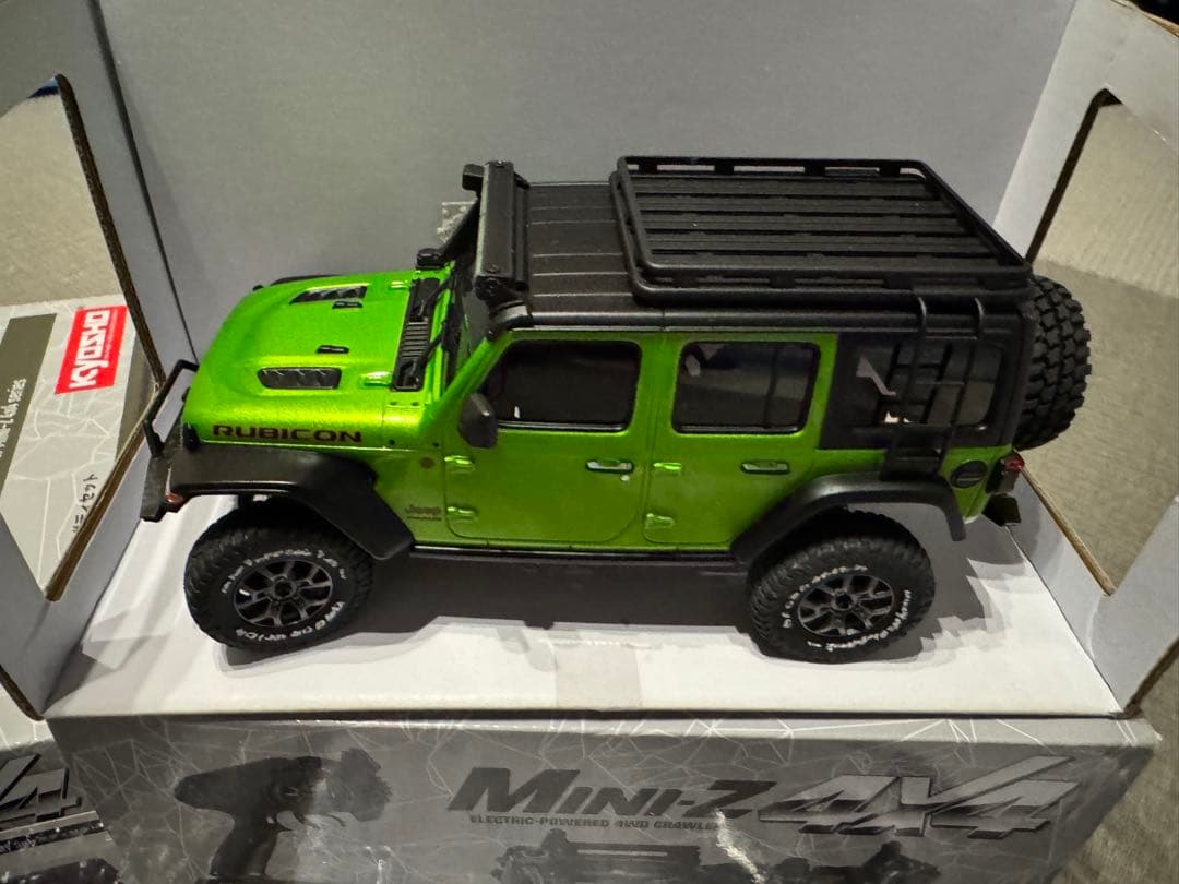 京商 ミニッツ4×4 jeep ラングラー ルビコン グリーン ボディ+2個付き