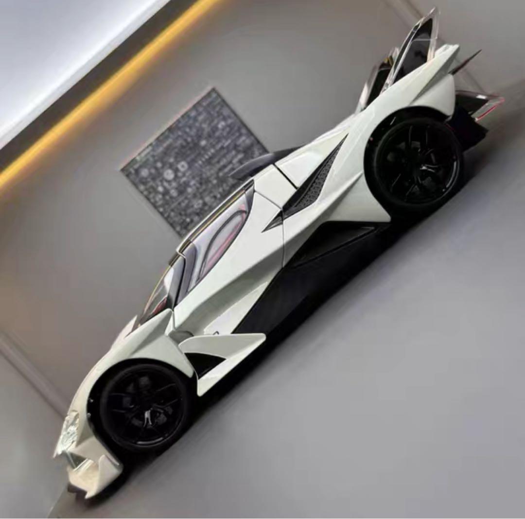 1/18 アポロ　プロジェクト EVO 合金車　Apollo EVO ミニカー