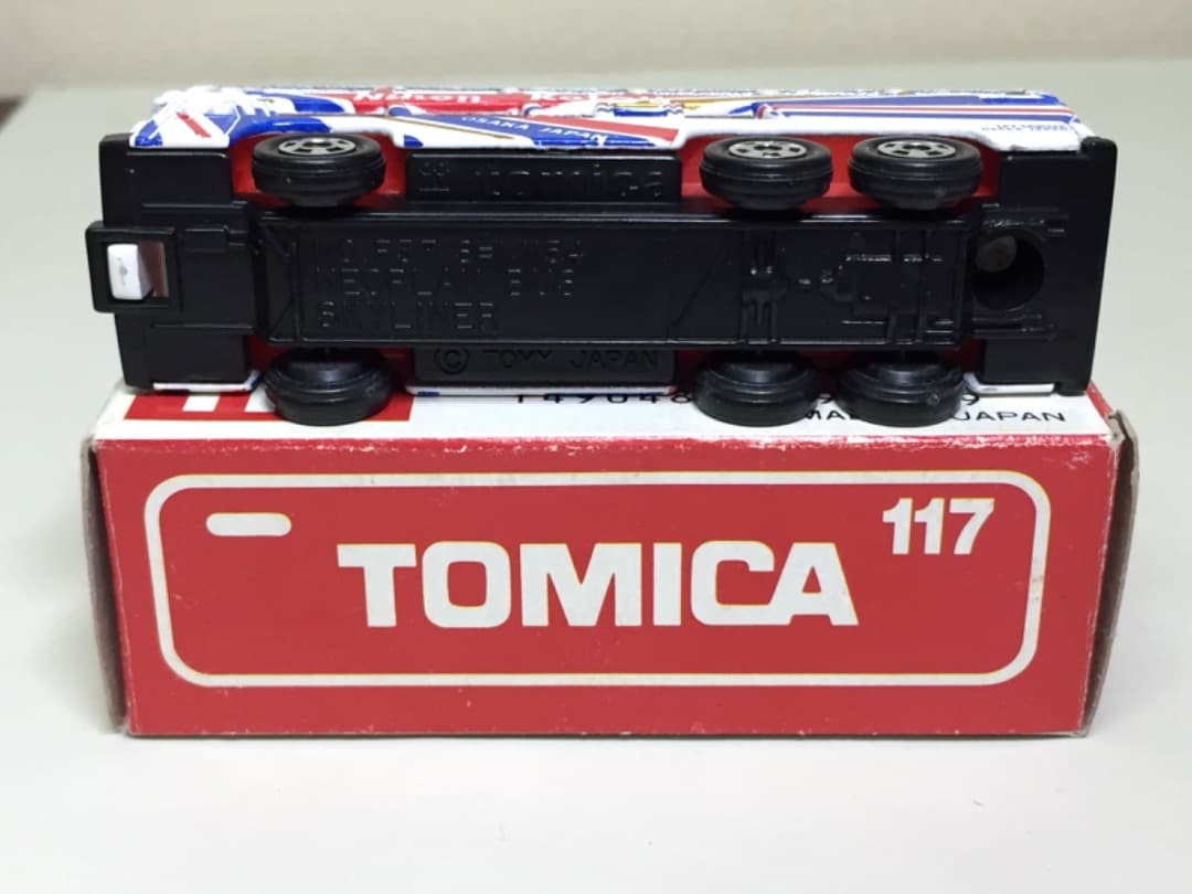 ○[1988年希少状態良し] トミカ 117 ネオブランバス スカイライナー