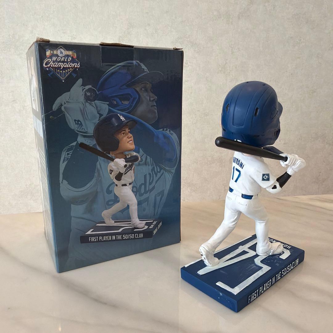 大谷翔平　ボブルヘッド　2025年8月27日来場者限定配布(箱に傷あり)