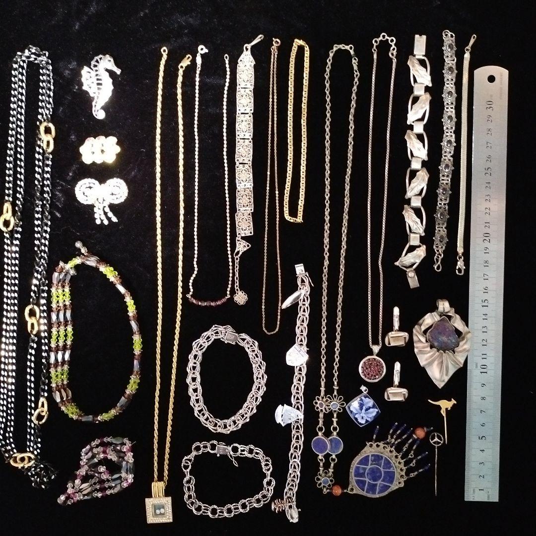 L*e様 アクセサリーセット 多様なデザインと素材