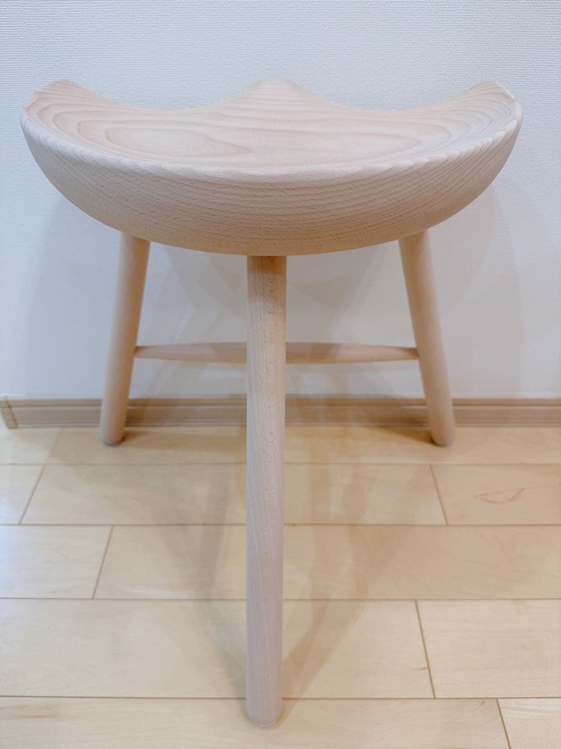 ACTUS スツール 3本脚 49cm