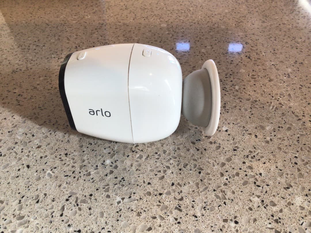 【防犯カメラ】Arlo Pro - 1台セット ワイヤレス カメラ 別売充電付