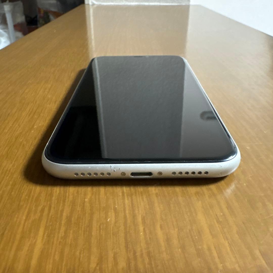 iPhone11 ホワイト　ジャンク品