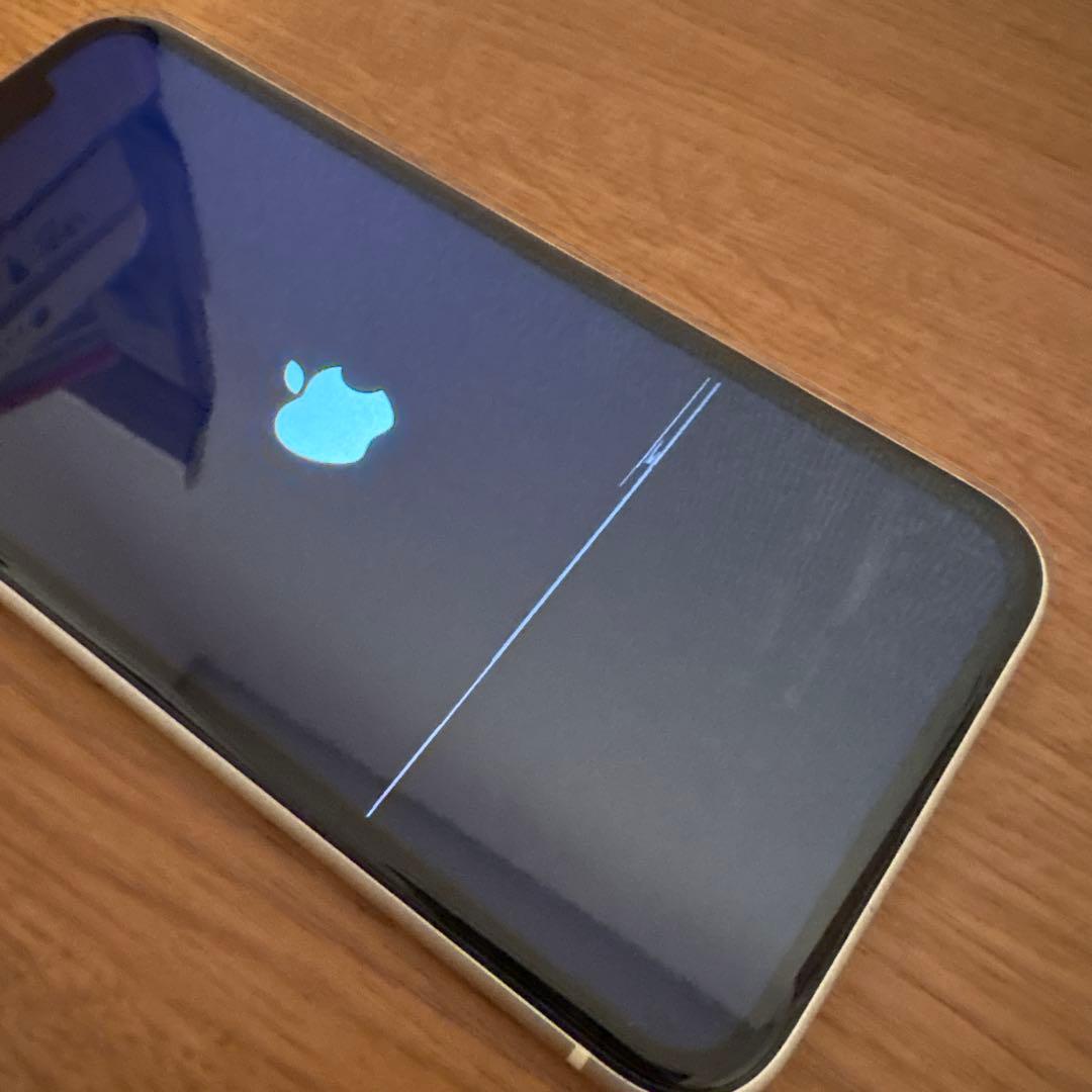 iPhone11 ホワイト　ジャンク品