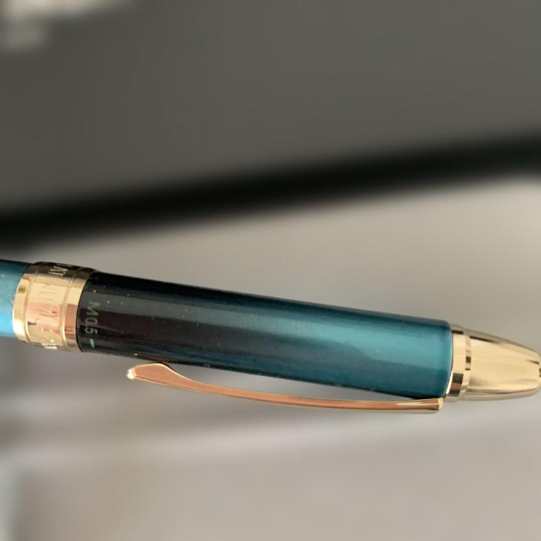 羽生結弦衣装モチーフプラチナボールペン玉虫塗り