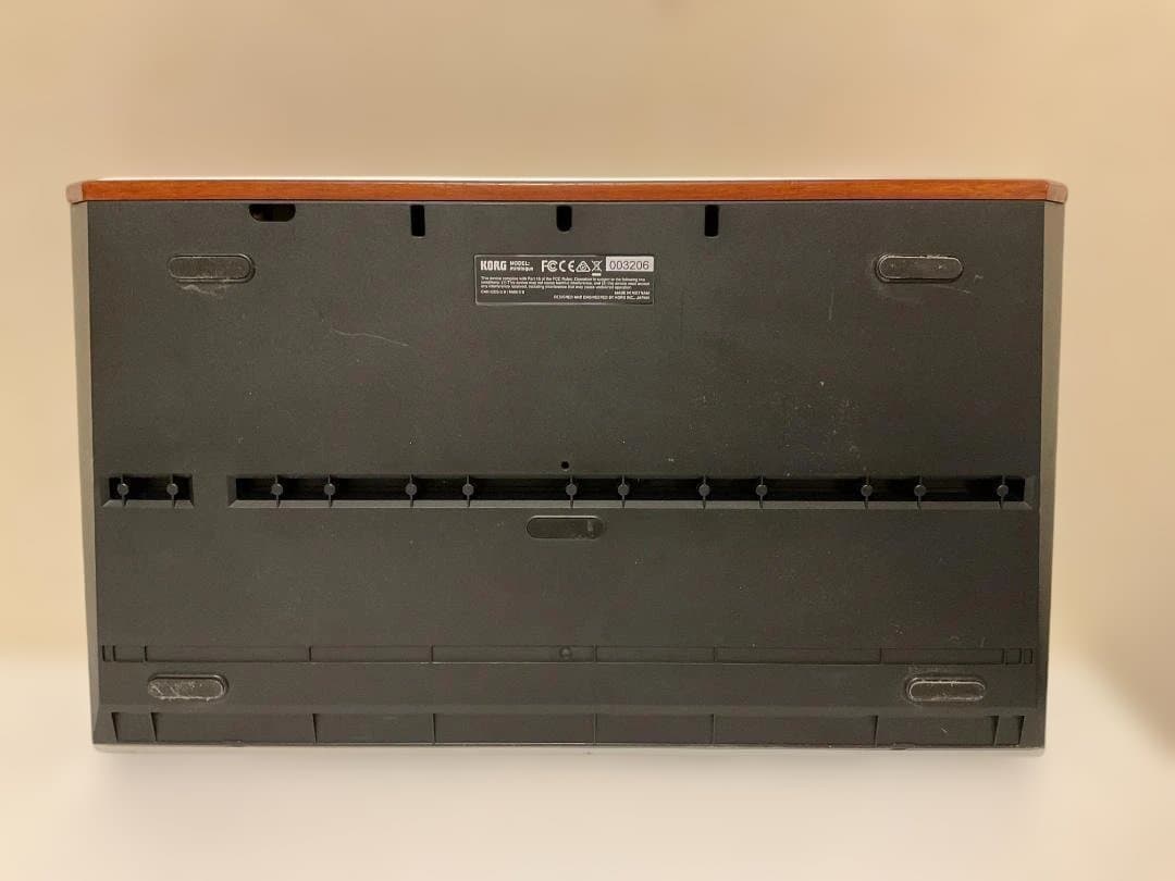 【値下げ】KORG minilogue アナログシンセサイザー