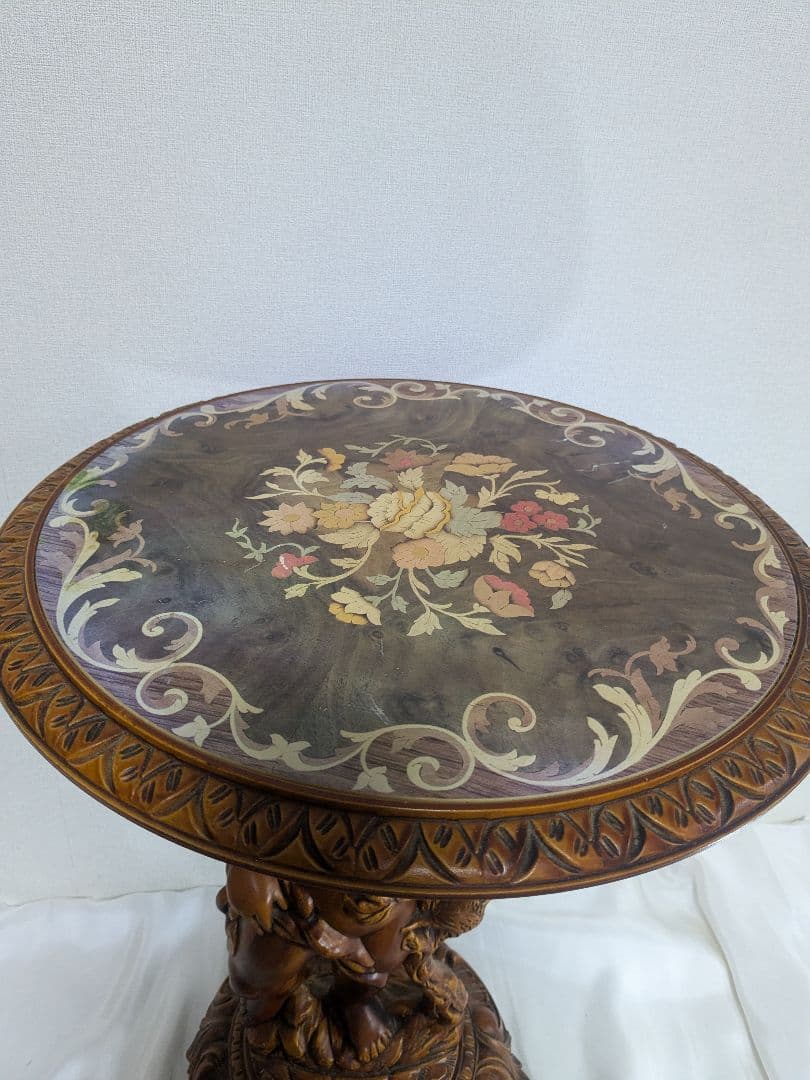 サイドテーブル 丸テーブル 木製 彫刻 天使